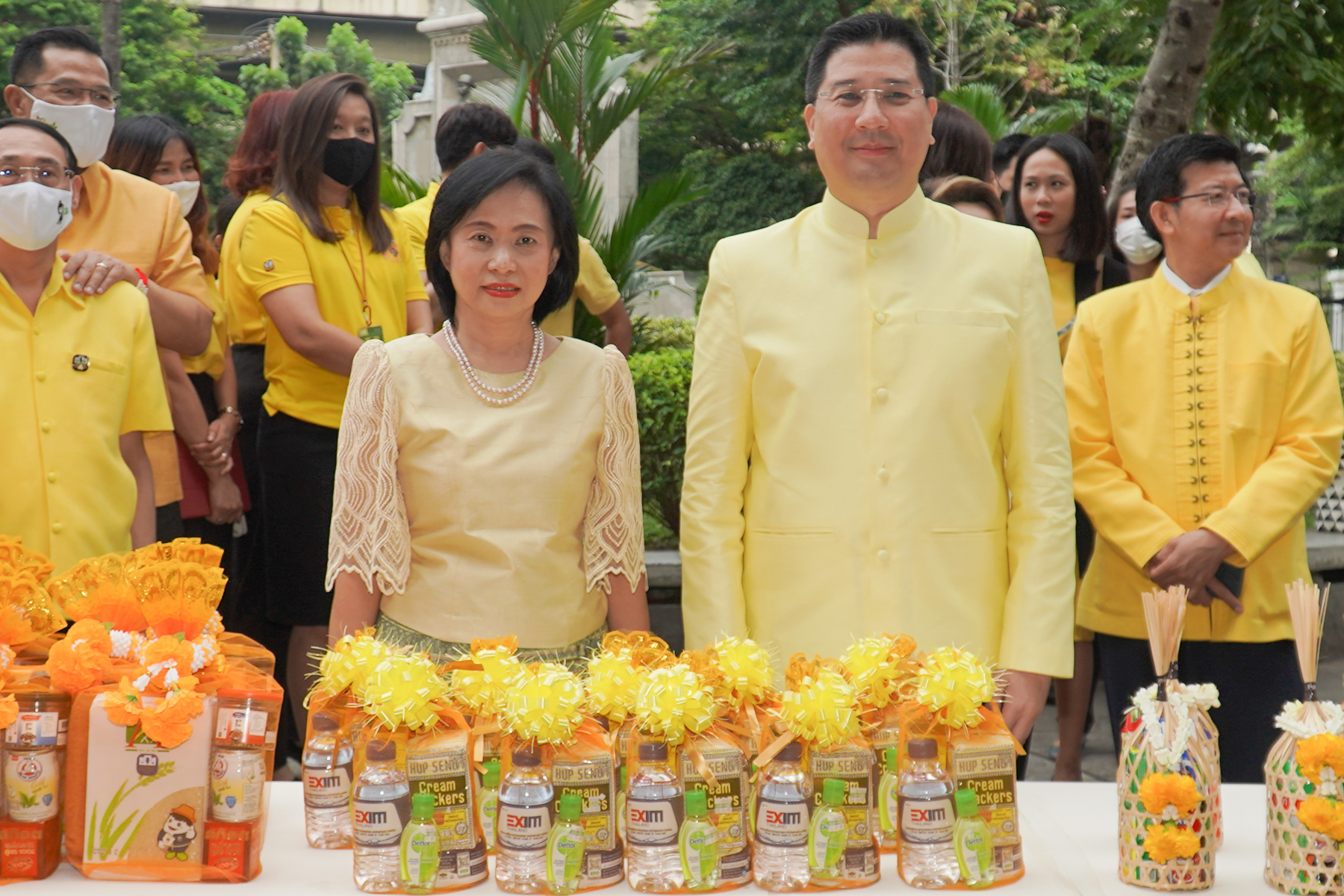 EXIM Thailand Joins Finance Ministry’s Merit-making Ceremony on His Majesty King Bhumibol Adulyadej the Great’s Passing Anniversary