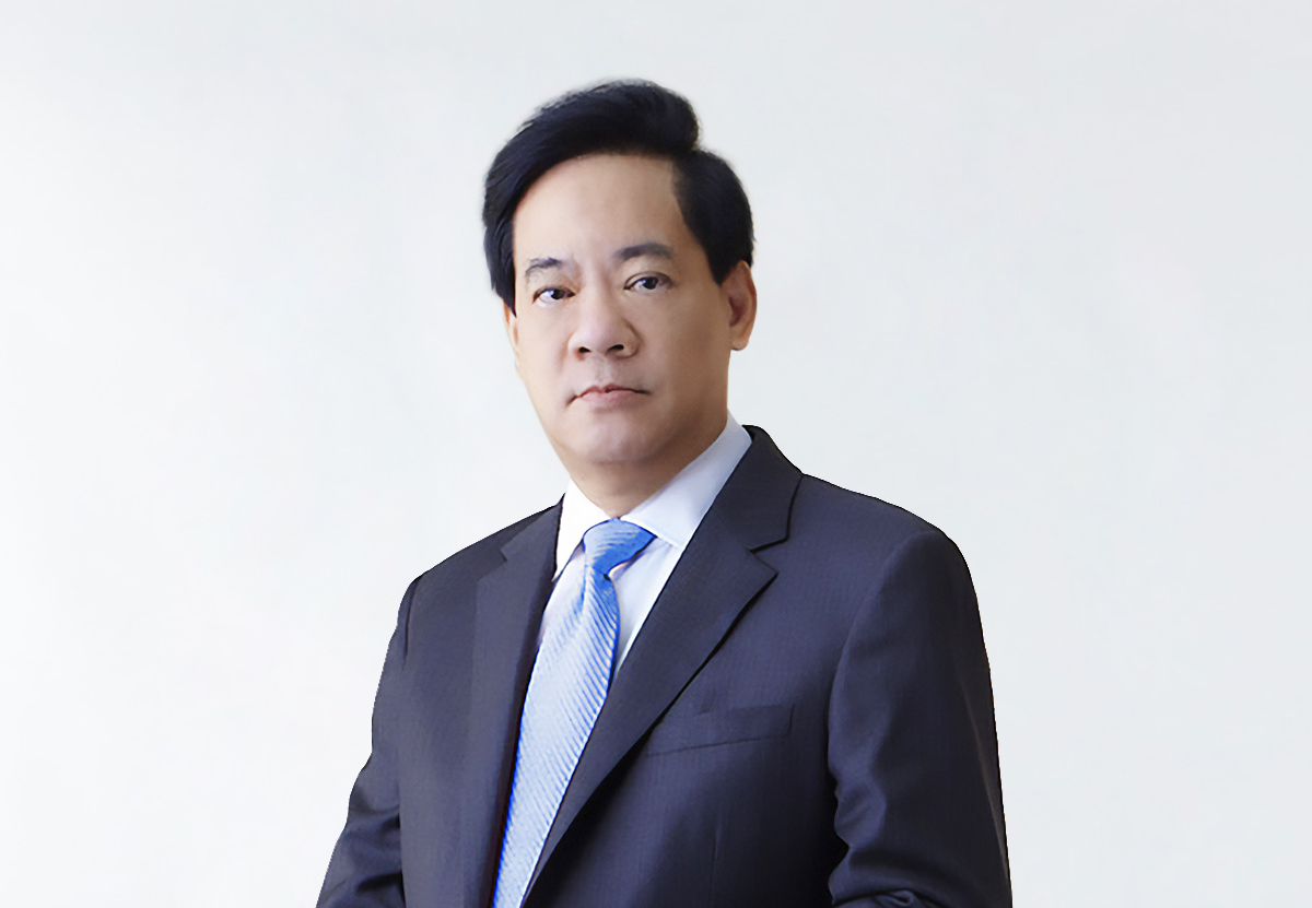 นายปกรณ์  พรรธนะแพทย์