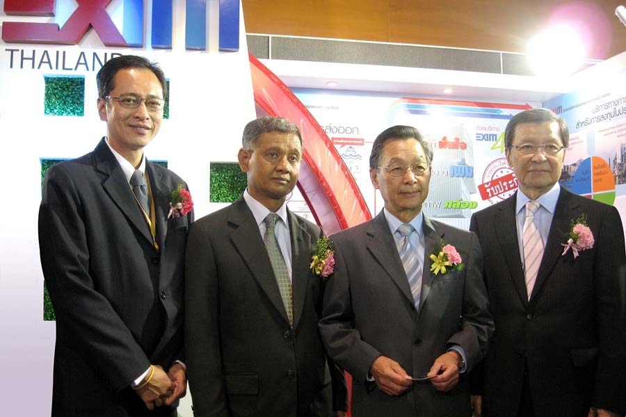 EXIM Thailand Opens Booth at Money Expo Hatyai 2011