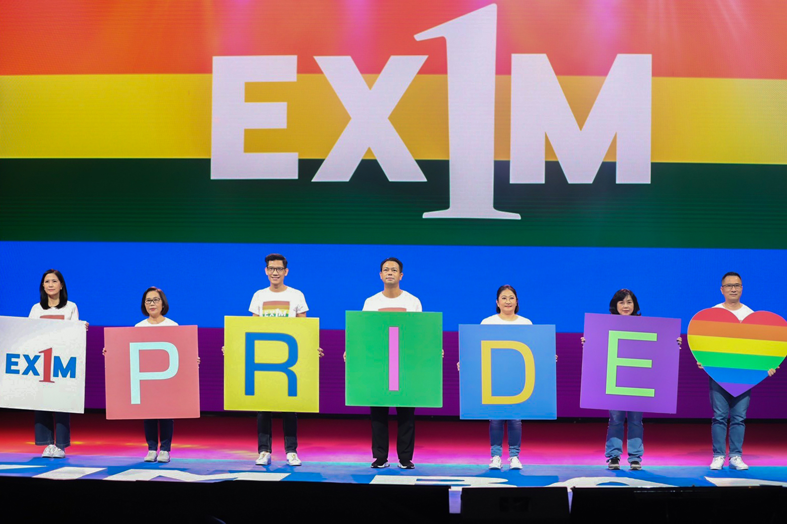 EXIM Thailand Holds Town Hall Meeting to Emphasize the Journey toward Thailand Development Bank and Organization of Diversity and Inclusion  in Next Normal Era