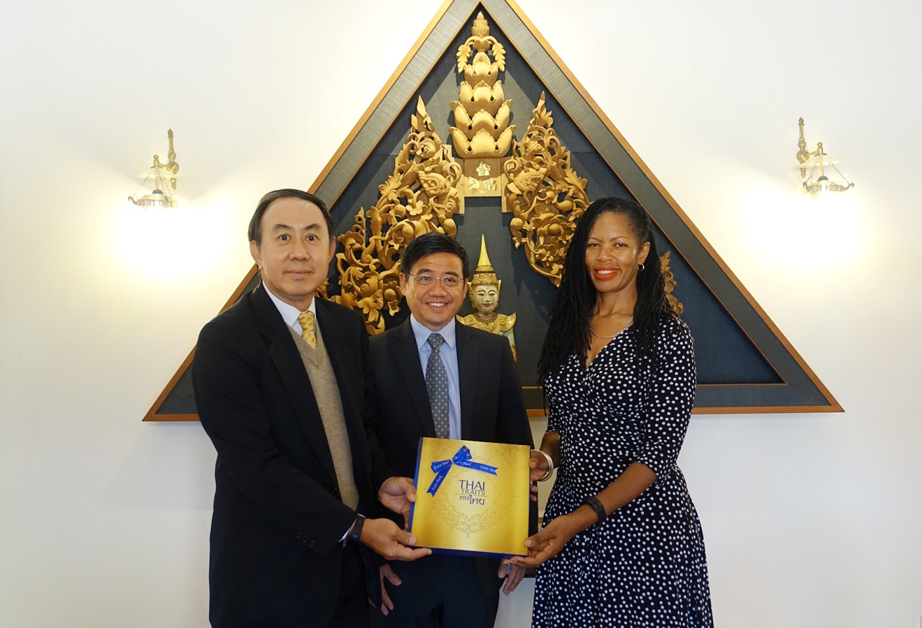 EXIM BANK เยี่ยมชมกิจการบริษัทผู้นำเข้าเสื้อผ้าไทยในเคนยา