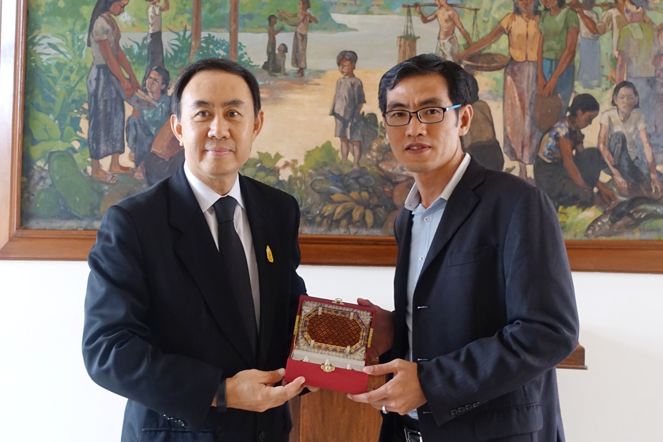 EXIM BANK เข้าพบสภาเพื่อการพัฒนากัมพูชา