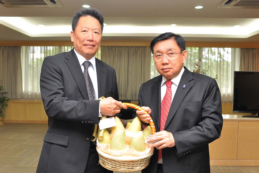 EXIM Thailand Congratulates New Director-General of Treasury Department