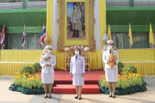 EXIM BANK ร่วมพิธีอัญเชิญพานพุ่มราชสักการะทูลเกล้าฯ ถวายพระพรชัยมงคล เนื่องในวันเฉลิมพระชนมพรรษา พระบาทสมเด็จพระวชิรเกล้าเจ้าอยู่หัว 70 พรรษา 28 กรกฎาคม 2565