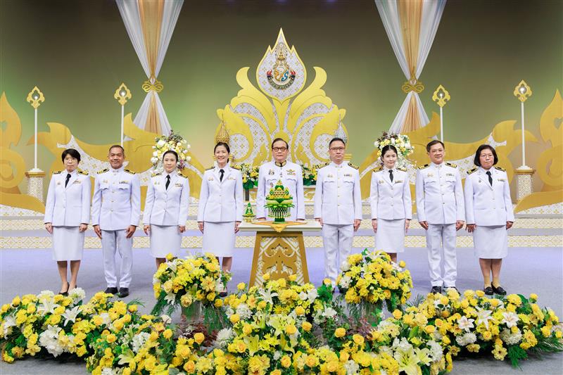 EXIM BANK บันทึกเทปถวายพระพรชัยมงคล พระบาทสมเด็จพระวชิรเกล้าเจ้าอยู่หัว เนื่องในโอกาสวันเฉลิมพระชนมพรรษา