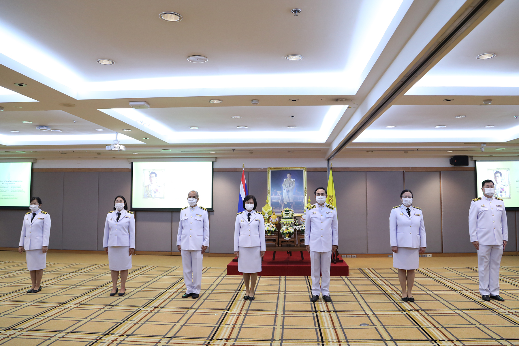 EXIM BANK จัดพิธีถวายพระพรชัยมงคล และถวายสัตย์ปฏิญาณฯ  เนื่องในวันเฉลิมพระชนมพรรษาพระบาทสมเด็จพระวชิรเกล้าเจ้าอยู่หัว