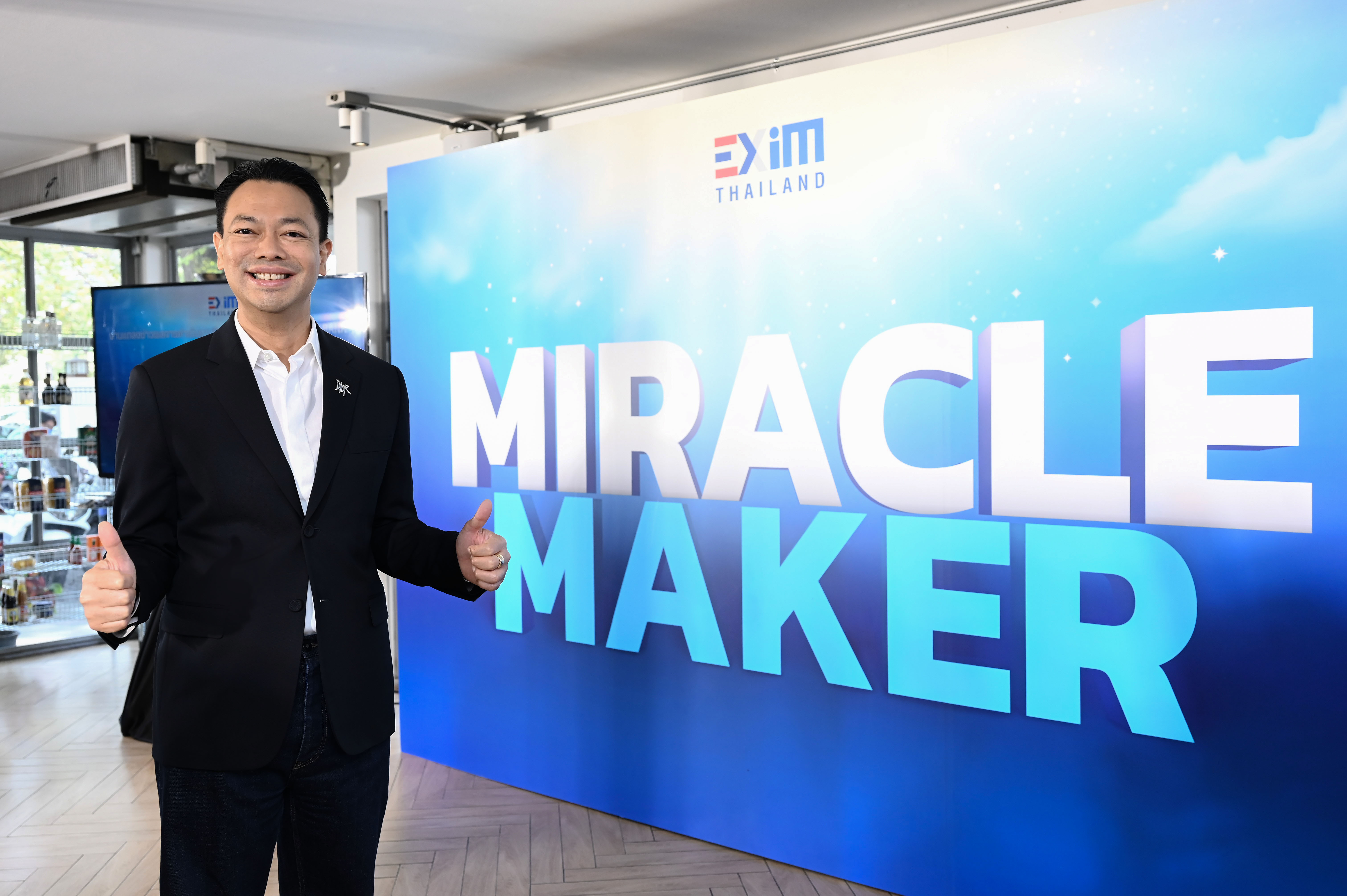EXIM BANK สร้างปาฏิหาริย์ผลการดำเนินงานปี 65 โตก้าวกระโดด กำไรกว่า 1,500 ลบ. ต่อเนื่อง 2 ปี พร้อมชูนโยบาย BCG สร้างระบบนิเวศสีเขียวจากองค์กรสู่โลกในปี 66