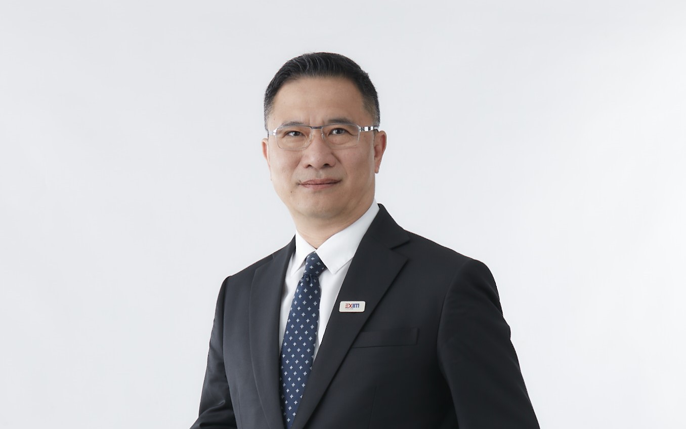 Mr. Charat  Rattanaboonniti