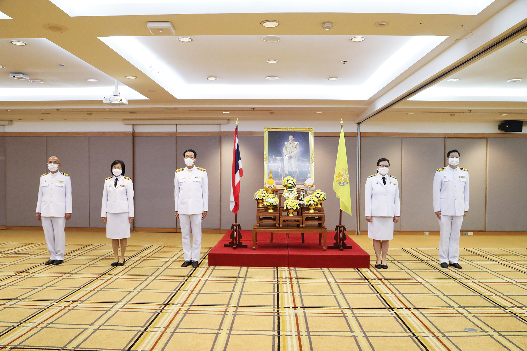 EXIM BANK ถวายพระพรชัยมงคล  เนื่องในวันเฉลิมพระชนมพรรษาพระบาทสมเด็จพระวชิรเกล้าเจ้าอยู่หัว