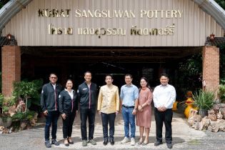 Deputy Finance Minister Visits EXIM Thailand Client’s Pottery Business  in Nakhon Ratchasima