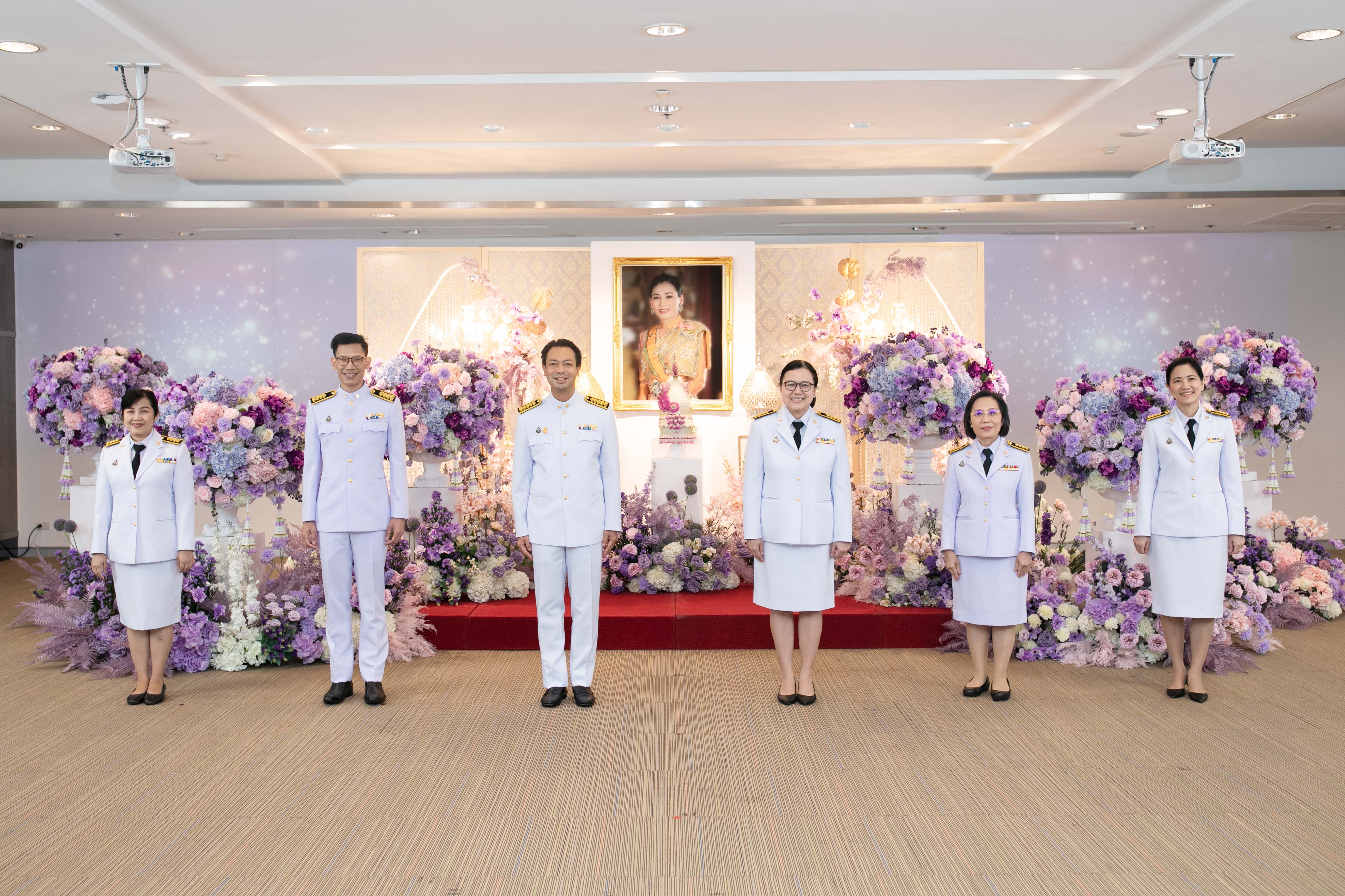 EXIM BANK ถวายพระพรชัยมงคล  เนื่องในวันเฉลิมพระชนมพรรษาสมเด็จพระนางเจ้าฯ พระบรมราชินี