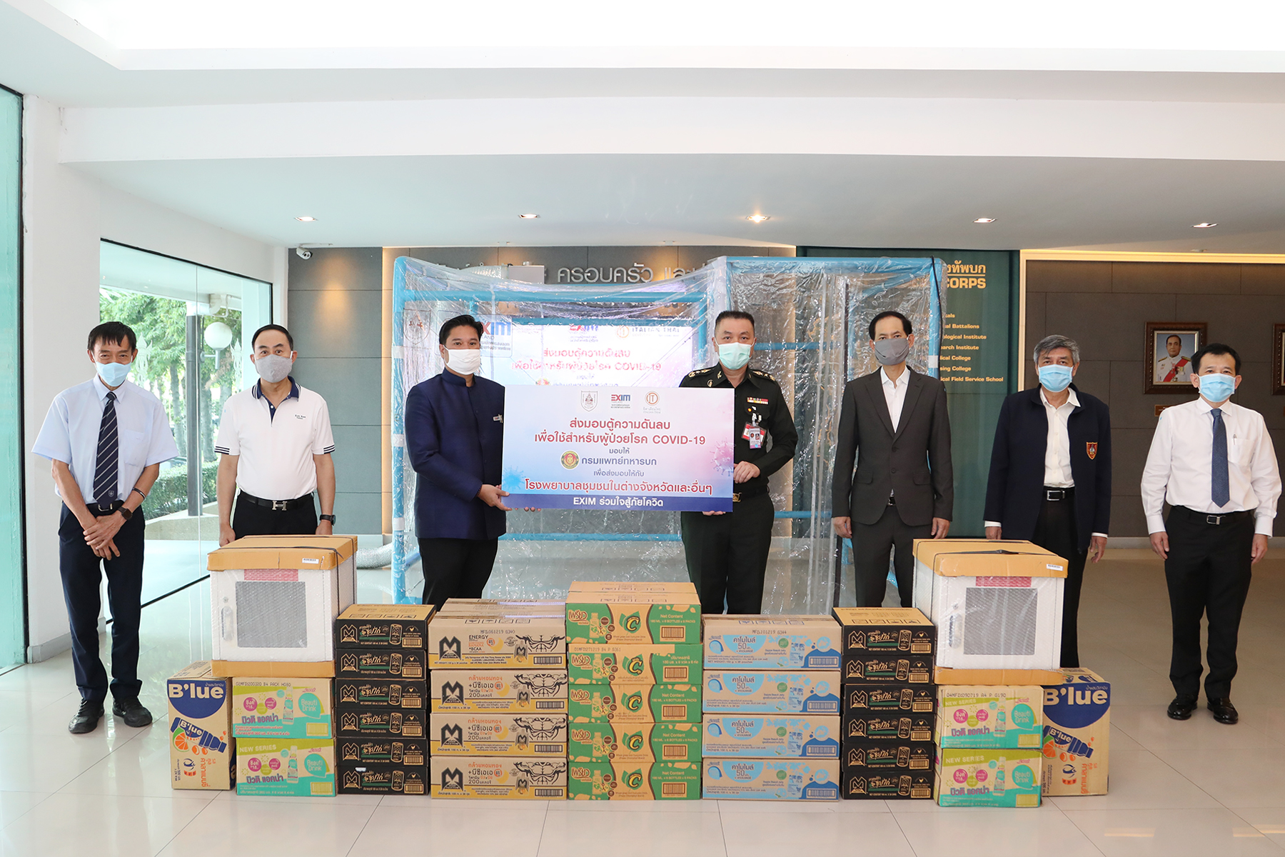 EXIM Thailand, ITD and EIT Hands over Negative Pressure Cabinets  To Support Community Hospitals’ Treatment of COVID-19 Patients