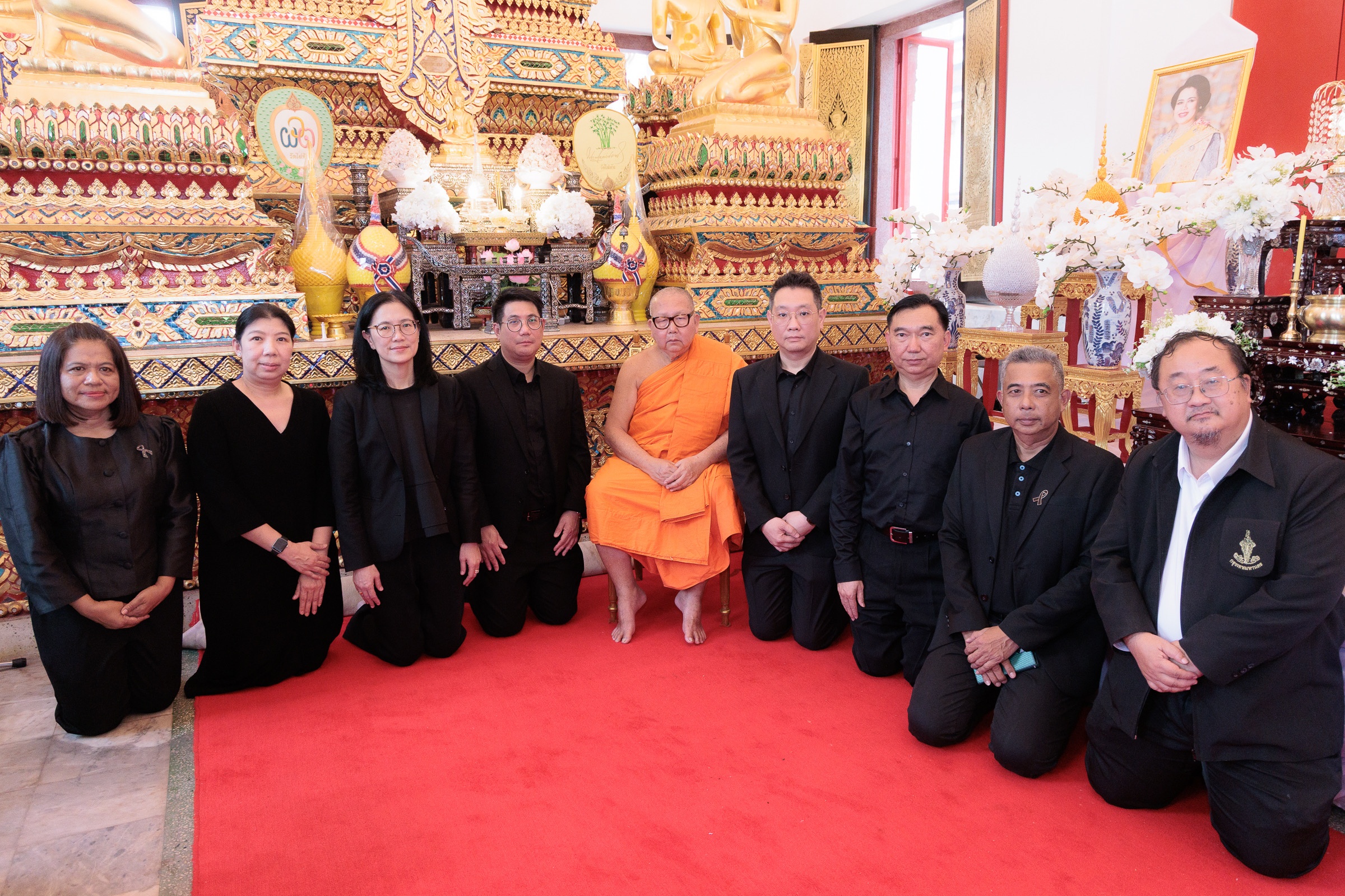 EXIM BANK ร่วมกับสำนักงานเขตพญาไท เป็นเจ้าภาพประกอบพิธีบำเพ็ญกุศล ถวายเป็นพระราชกุศลแด่สมเด็จพระบรมราชชนนีพันปีหลวง