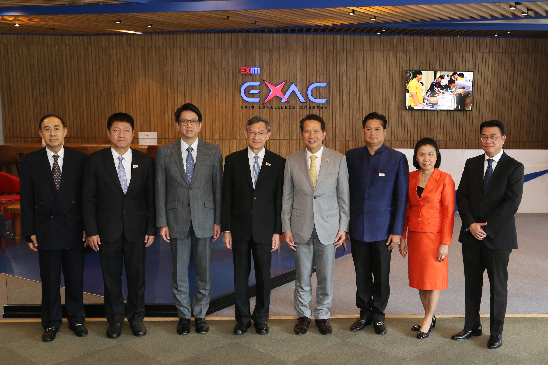 EXIM Thailand’s New Chairman and Directors Visit EXIM Thailand’s Facilities