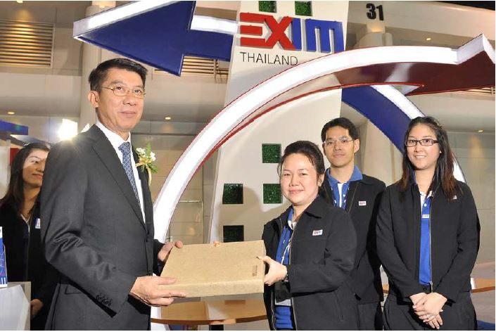 EXIM Thailand Opens Booth at Thailand SMEs Expo 2011