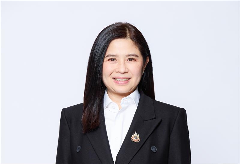 Mrs. Arada  Fuangtong