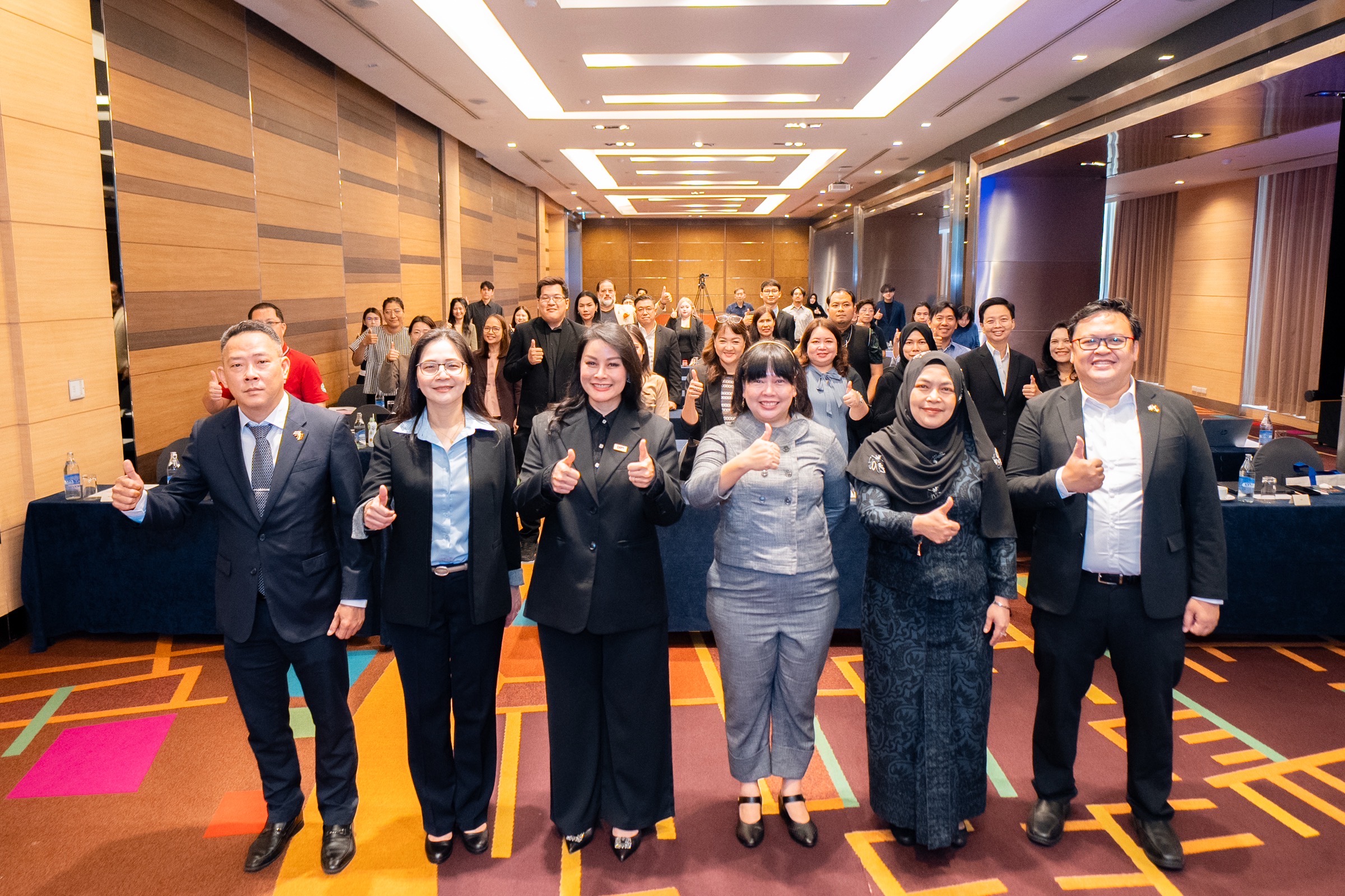 EXIM BANK ผนึกกำลังพันธมิตร ยกระดับศักยภาพผู้ประกอบการ โครงการ HALAL BRIDGE Program 2026 ขยายโอกาสการค้าการลงทุนในตลาดอินโดนีเซีย