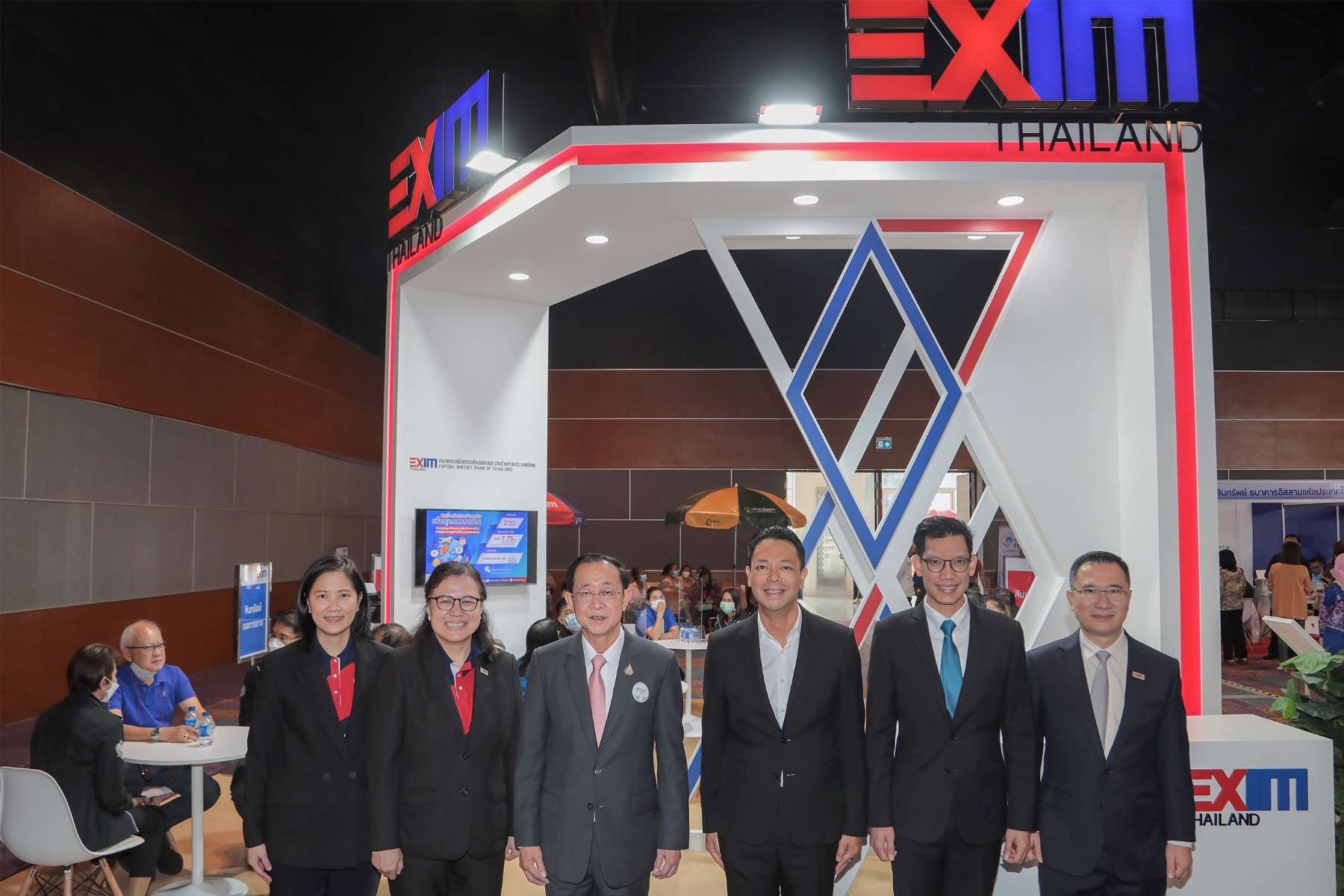 EXIM Thailand Opens Booth at the 5th Debt Resolution Expo  in Songkhla Province