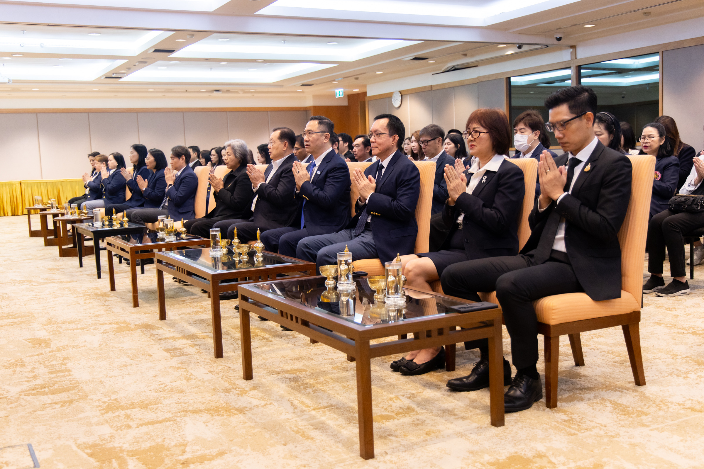 EXIM BANK จัดพิธีเจริญพระพุทธมนต์  ในโอกาสเปิดดำเนินการครบรอบ 32 ปี ก้าวสู่ปีที่ 33