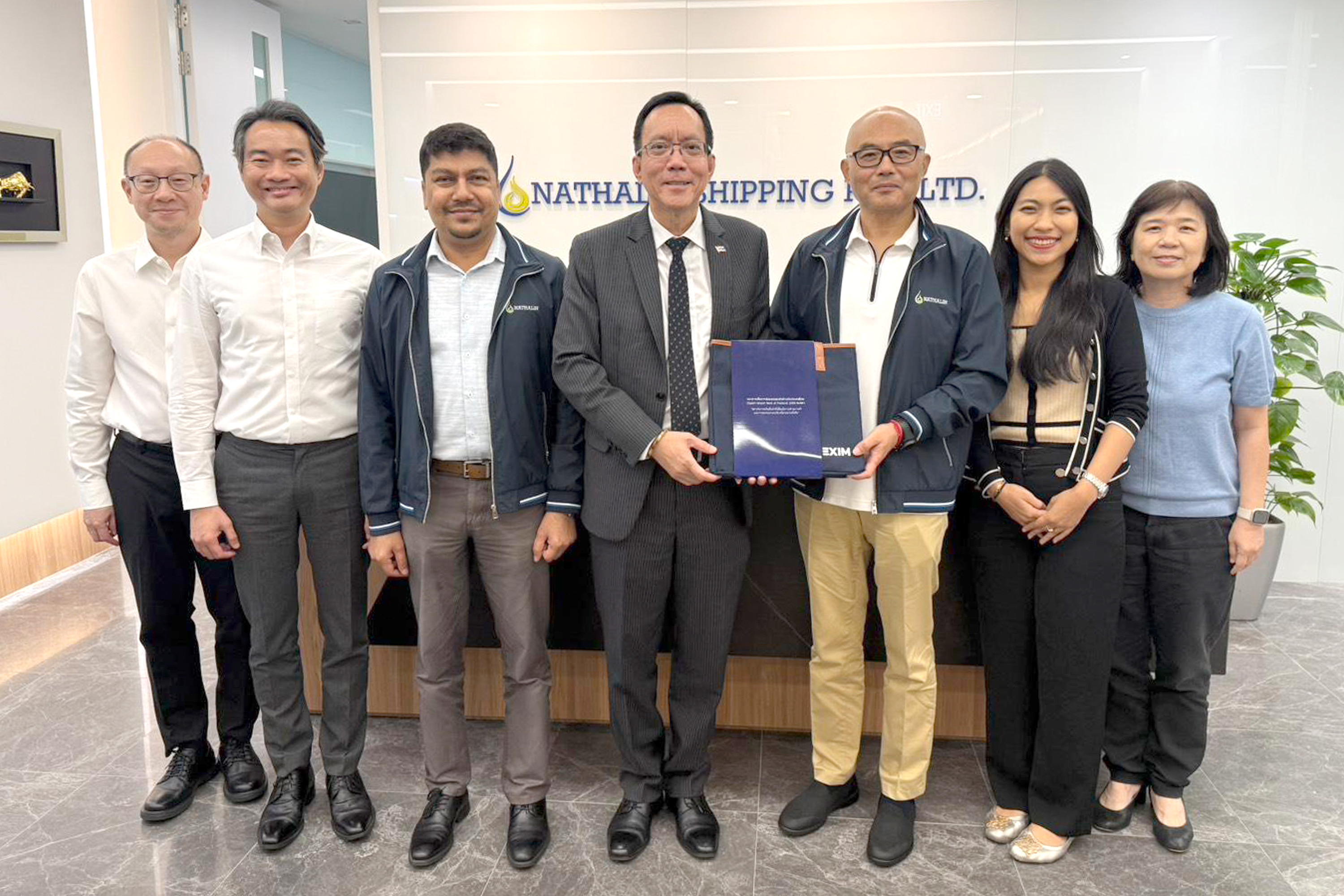 EXIM BANK เข้าพบกลุ่ม บมจ. พรีมา มารีน ประเทศสิงคโปร์