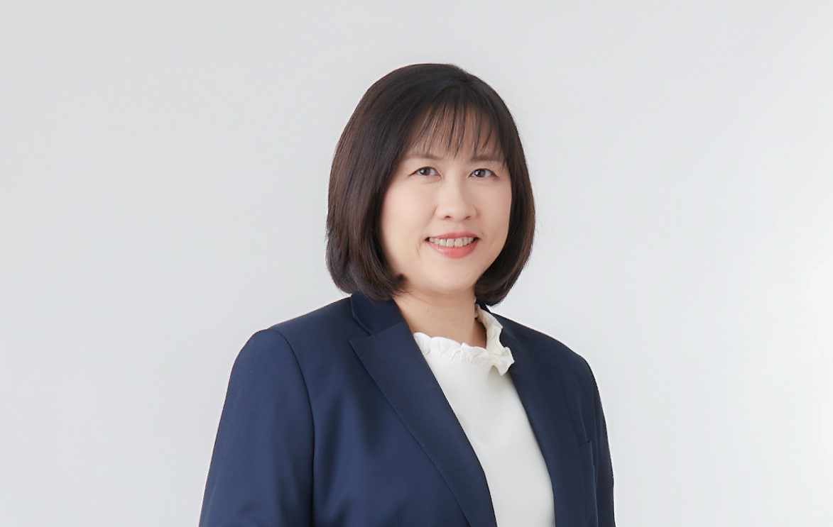 Miss Rujikorn  Saengchantr