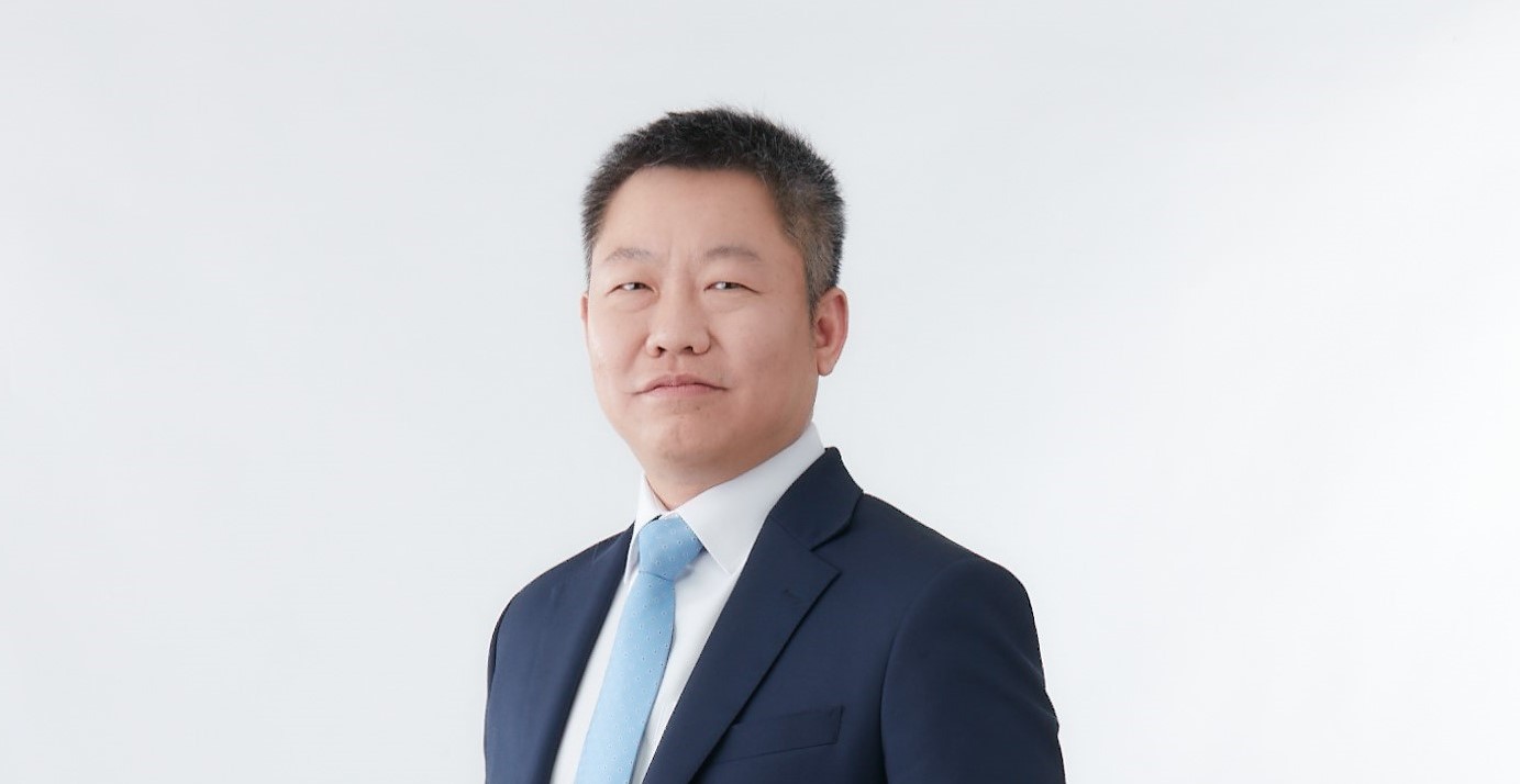 Mr. Daechapon  Lersuwanaroj