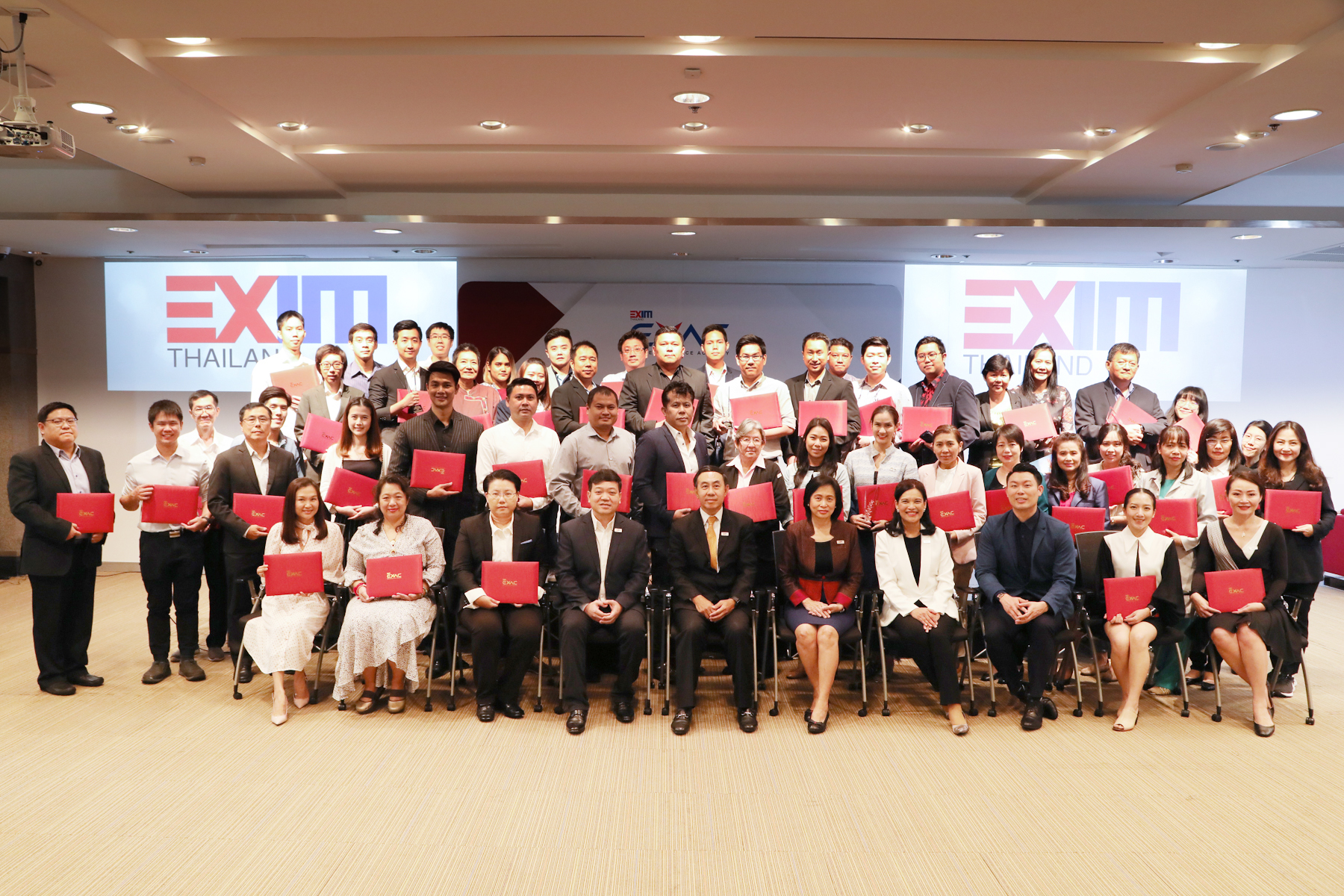 EXIM Thailand Congratulates Exporters Completing Trade Management Excellence Program