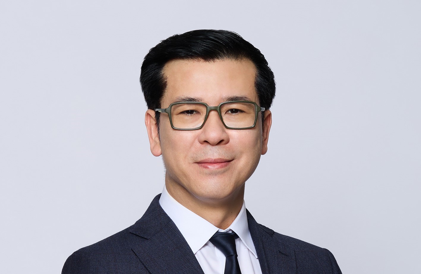 ดร.เสรี  นนทสูติ