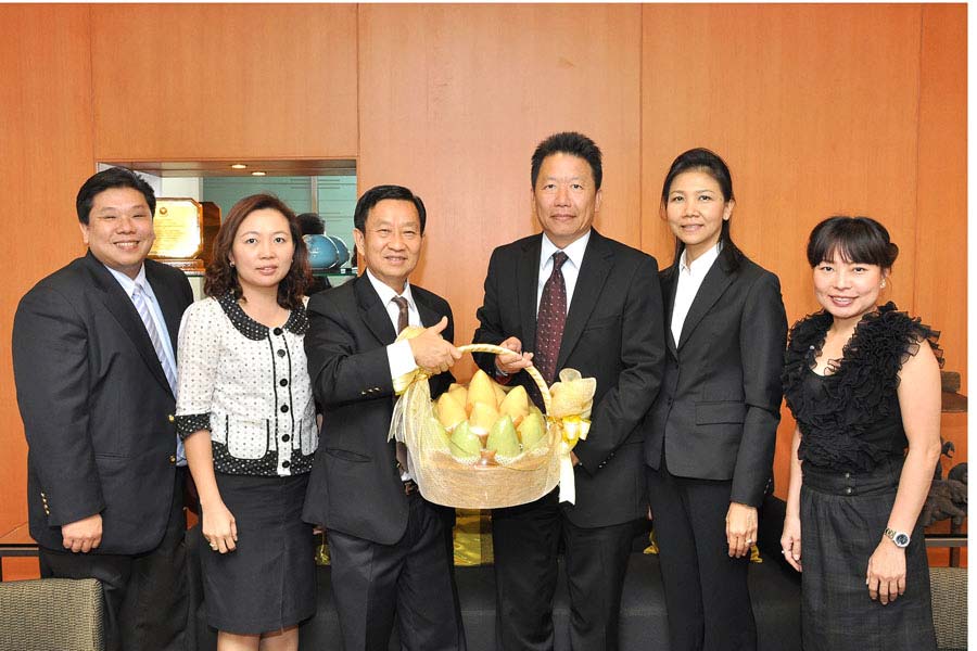 กันกุลเอ็นจิเนียริ่งสวัสดีปีใหม่กรรมการผู้จัดการ EXIM BANK