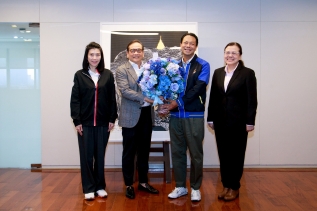 EXIM BANK ร่วมแสดงความยินดีประธานเจ้าหน้าที่บริหาร บริษัทบริหารสินทรัพย์ กรุงเทพพาณิชย์ จำกัด (มหาชน)
