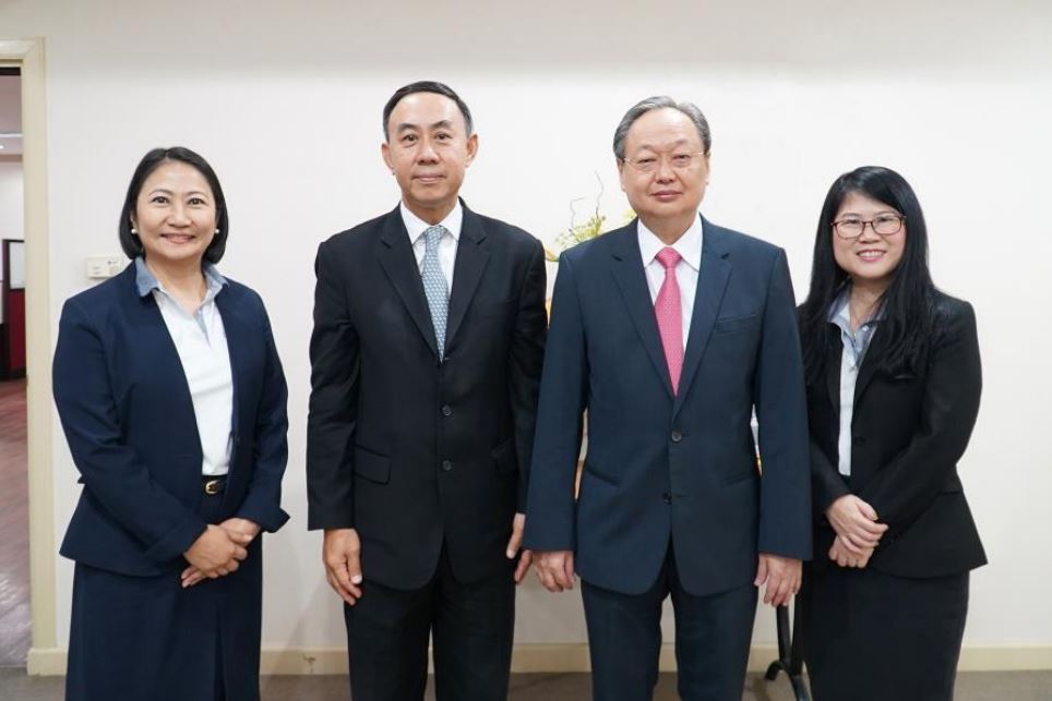 EXIM BANK สวัสดีปีใหม่ 2562 รัฐมนตรีว่าการกระทรวงพาณิชย์