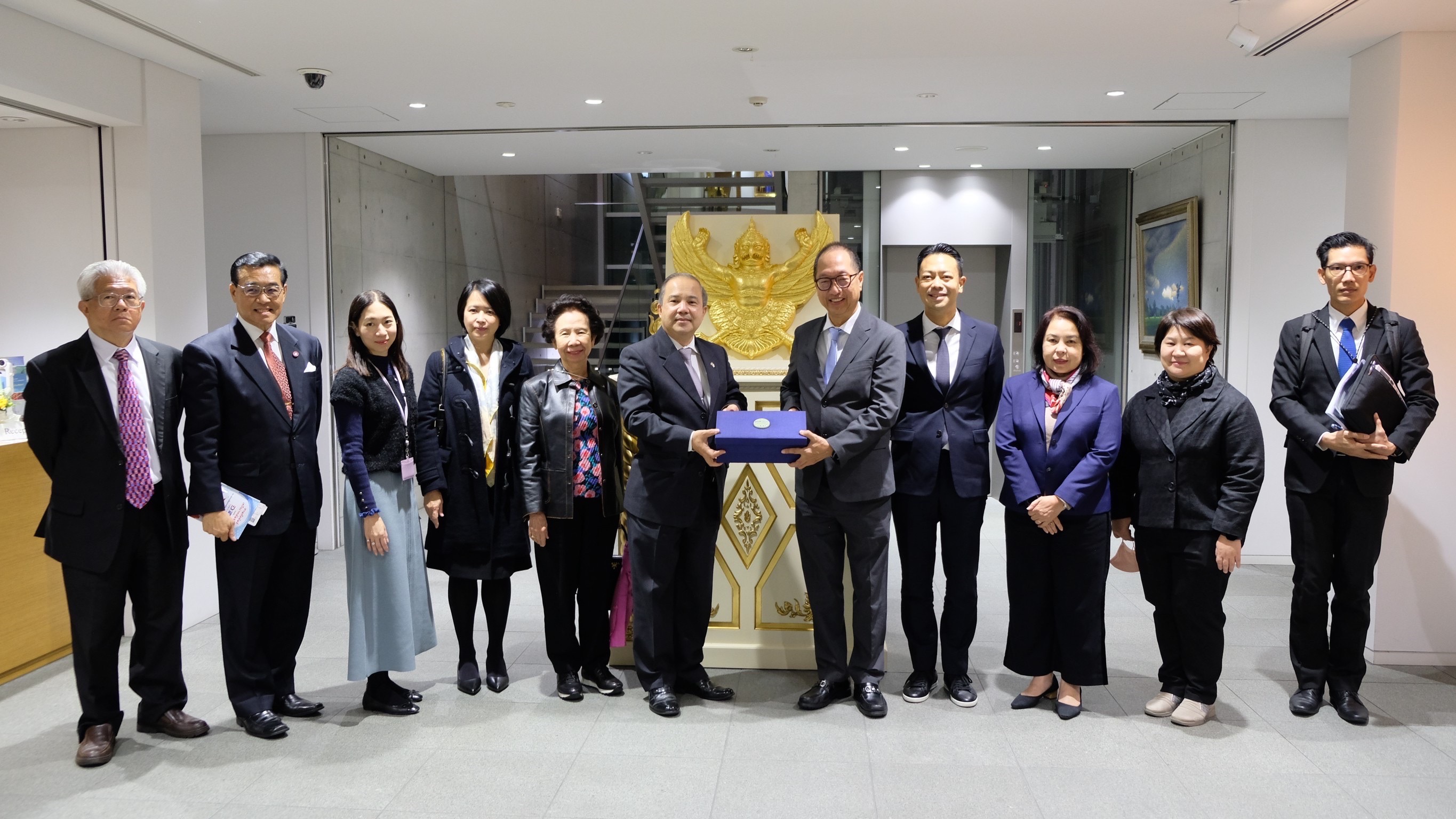 EXIM Thailand Paid a Courtesy Visit to Thai Ambassador to Japan
