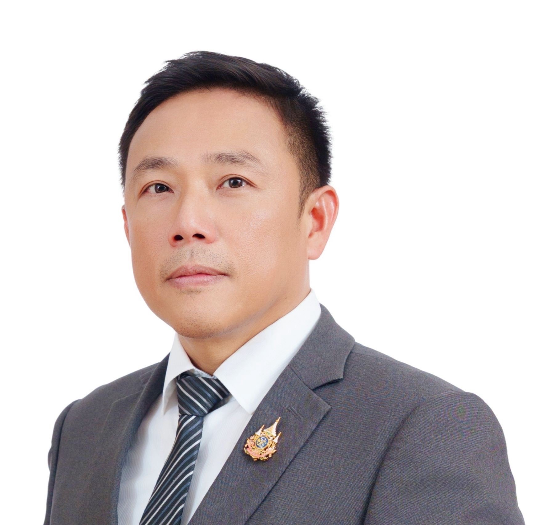 นายจุมพล  นิติธรางกูร